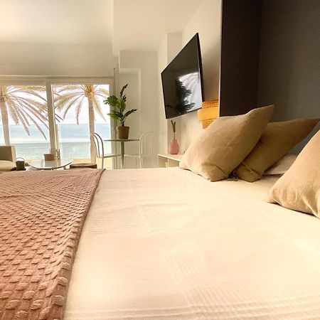 Cs7 Kaleria Suites Almeria Ngoại thất bức ảnh