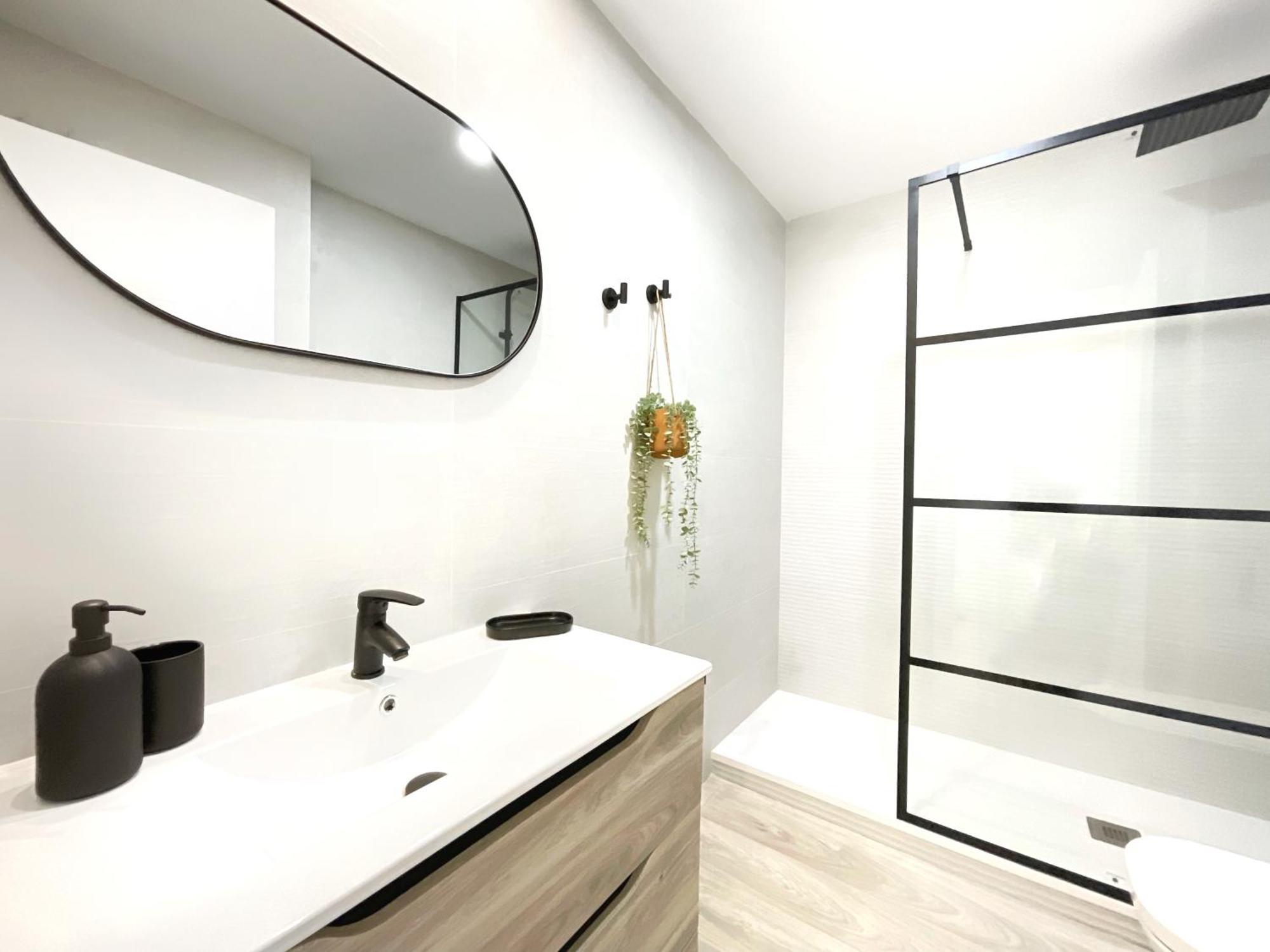 Cs7 Kaleria Suites Almeria Ngoại thất bức ảnh
